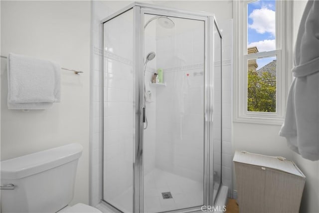 5366 Collingwood Cir, Calabasas, CA 91302 - full bath with toilet and a shower stall