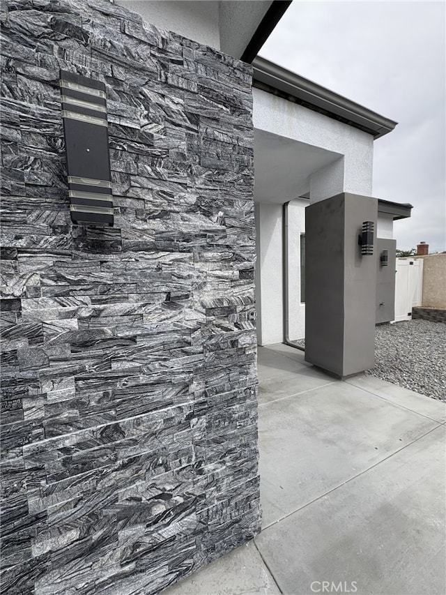 12525 Spring Valley Pkwy, Victorville, CA 92395 - exterior space featuring stone siding