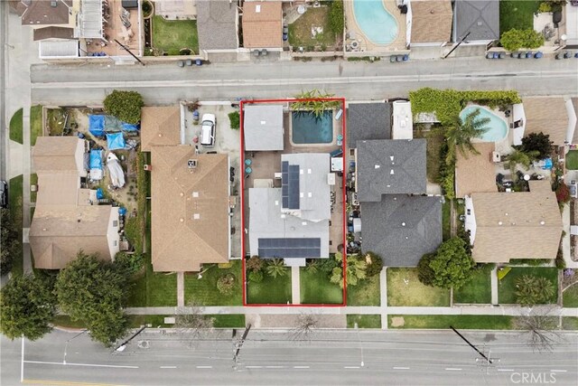 birds eye view of property featuring a residential view