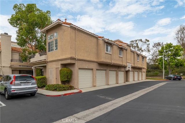 27191 Ryan Dr, Laguna Niguel, CA 92677 - exterior space featuring community garages
