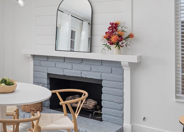 6770 Amberly St, San Diego, CA 92120 - detailed view of a brick fireplace