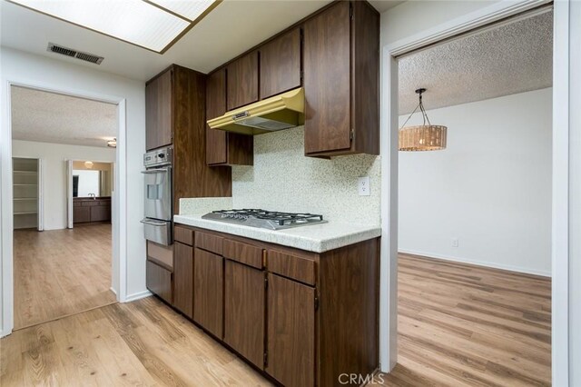 303 S Kenneth Rd, Burbank, CA 91501 - photo 16