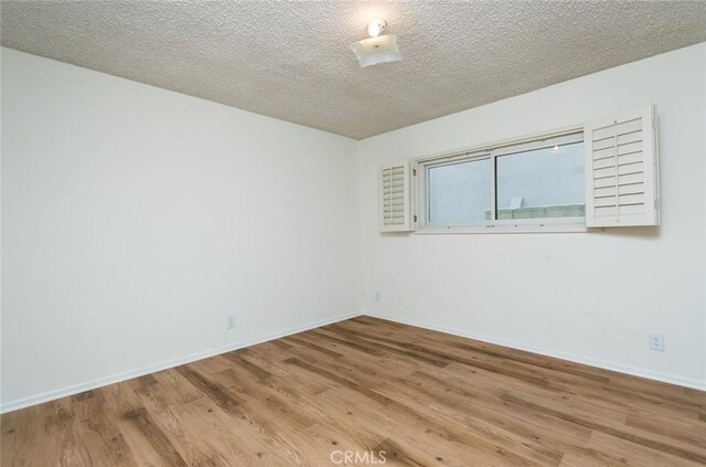 303 S Kenneth Rd, Burbank, CA 91501 - photo 20