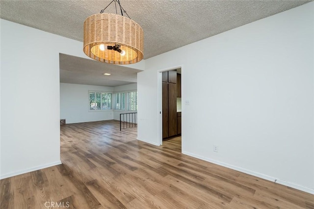 303 S Kenneth Rd, Burbank, CA 91501 - photo 10