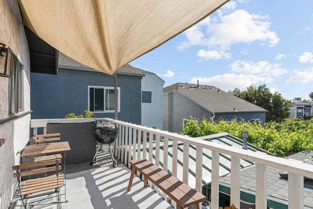 376163 Swift Ave, San Diego, CA 92104 - view of balcony