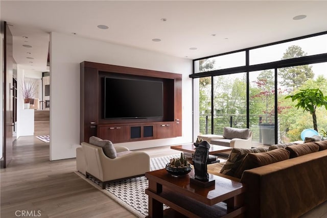 314 N Barrington Ave, Los Angeles, CA 90049 - photo 23