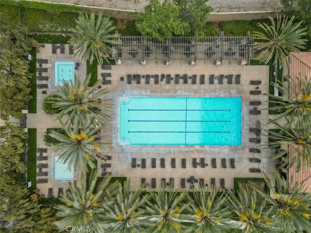 21 Deergrass, Irvine, CA 92618 - aerial view of a pool area