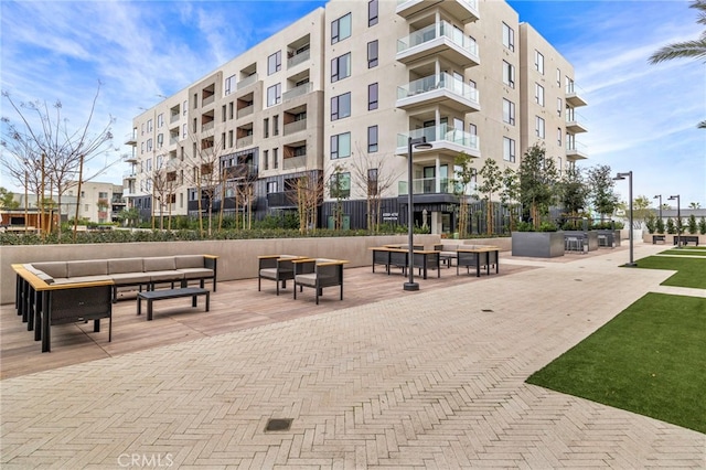 3713 Rivington, Irvine, CA 92612 - surrounding community featuring an outdoor hangout area