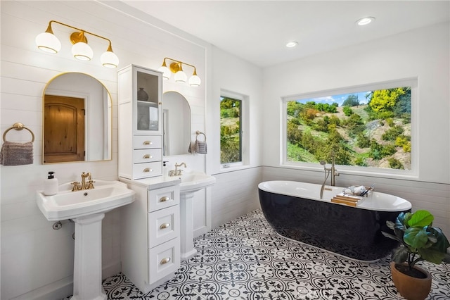 4385 Rainbow Vista Dr, Fallbrook, CA 92028 - full bathroom with a freestanding bath, recessed lighting, and two sinks