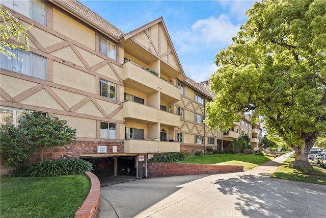 600 W Stocker St Unit 303, Glendale, CA 91202 - view of apartment building / complex