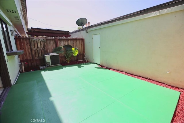 exterior space featuring fence