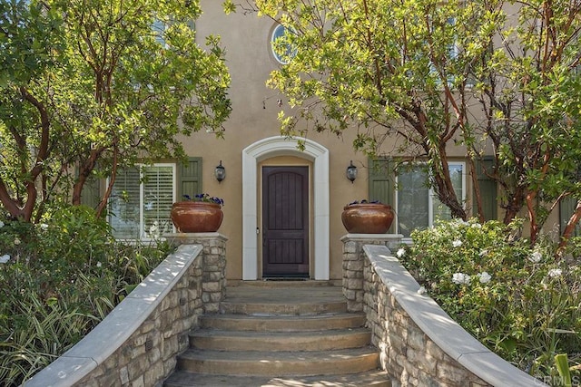 2831 Shenandoah Dr, Chula Vista, CA 91914 - entrance to property with stucco siding