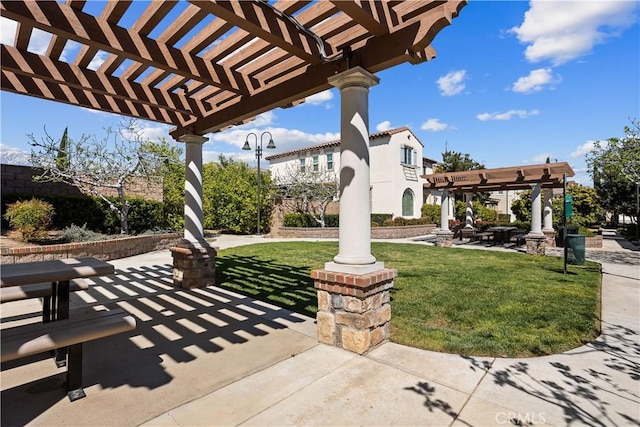 view of patio featuring a pergola