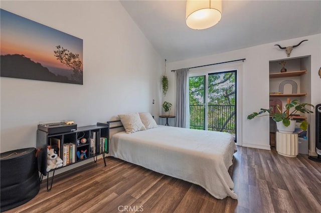 1600 Redondo Ave Unit 4, Long Beach, CA 90804 - bedroom featuring access to outside, dark wood-type flooring, and vaulted ceiling