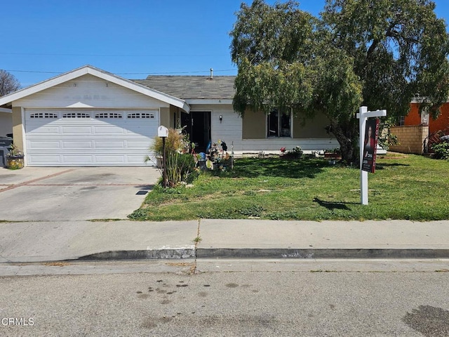 1014 Rialto St, Oxnard, CA 93035 - single story home with a garage, a front lawn, and driveway