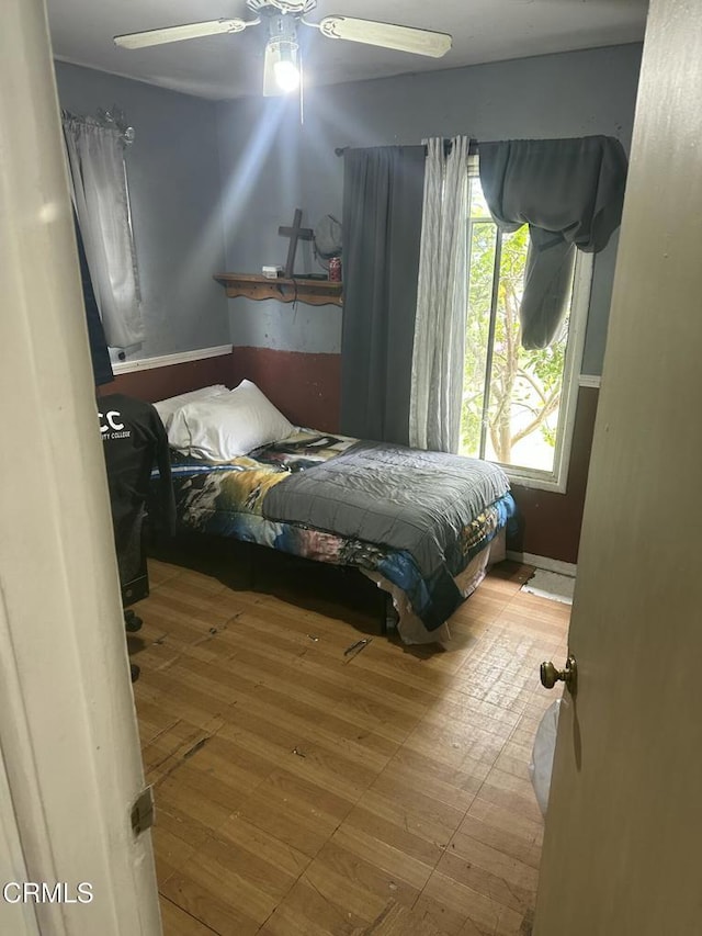 1014 Rialto St, Oxnard, CA 93035 - bedroom with hardwood / wood-style flooring and a ceiling fan