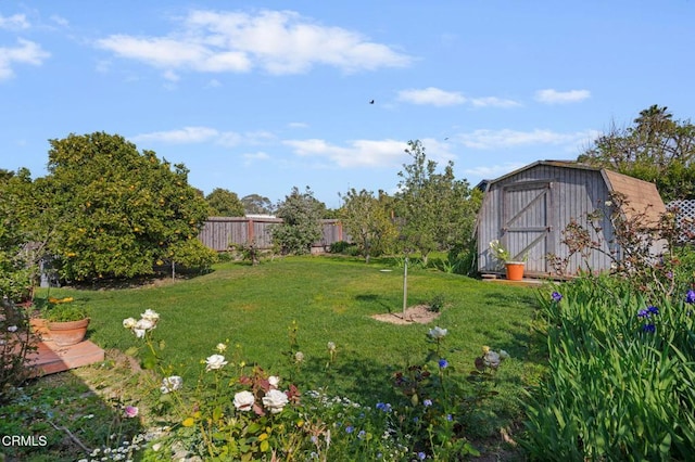 1126 Lawrence Way, Oxnard, CA 93035 - view of yard