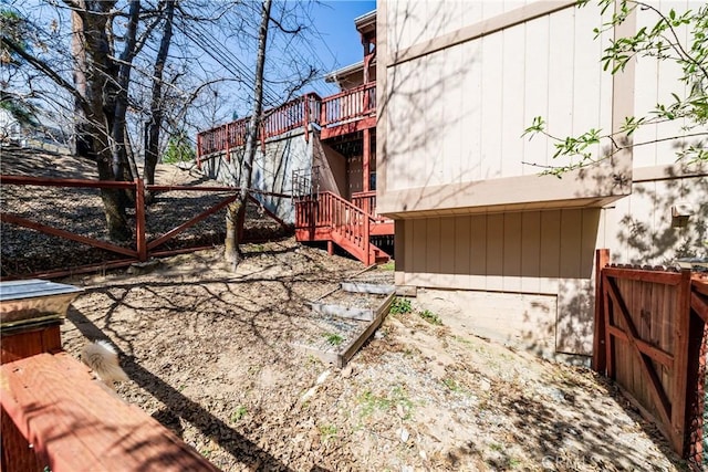 28136 N Bay Rd, Lake Arrowhead, CA 92352 - view of yard with a balcony