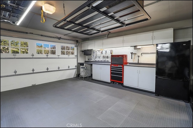 23962 Lanteen Cir, Laguna Niguel, CA 92677 - garage with freestanding refrigerator