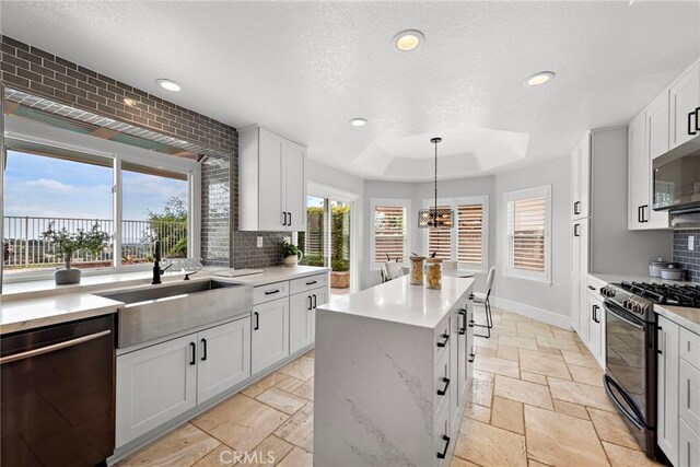 21495 Silvertree Ln, Rancho Santa Margarita, CA 92679 - photo 13