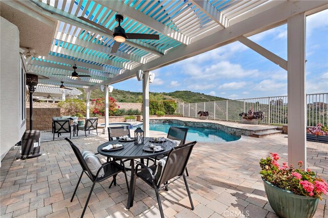 21495 Silvertree Ln, Rancho Santa Margarita, CA 92679 - photo 24