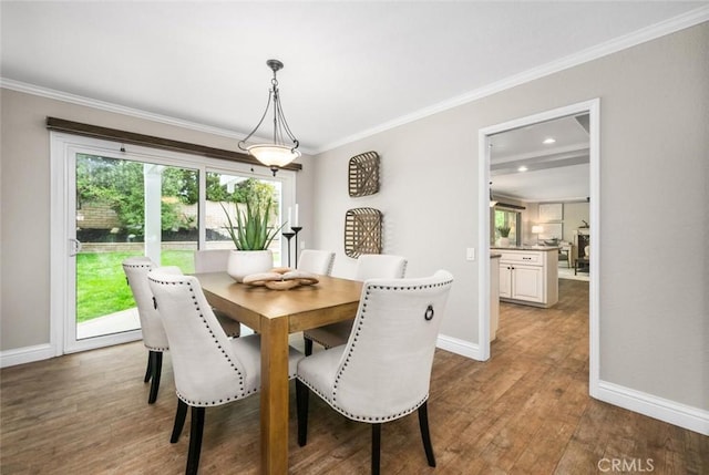 4805 Via Amante, Yorba Linda, CA 92886 - dining room featuring crown molding, baseboards, wood finished floors, and recessed lighting