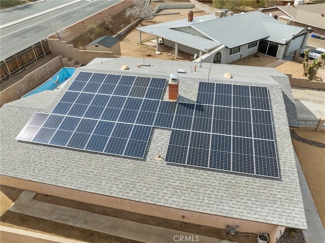 904 Pinon Dr, Barstow, CA 92311 - exterior view of roof with shingles