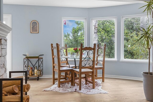 22053 Highland St, Wildomar, CA 92595 - dining area with light wood-style flooring and baseboards