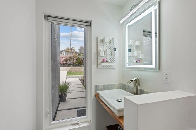 427 Hilmen Pl, Solana Beach, CA 92075 - photo 26