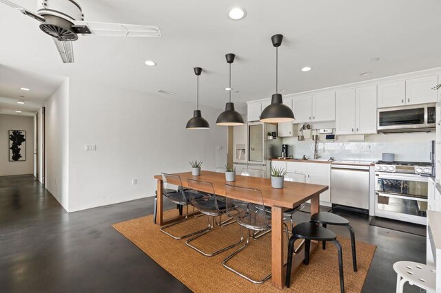 427 Hilmen Pl, Solana Beach, CA 92075 - photo 11