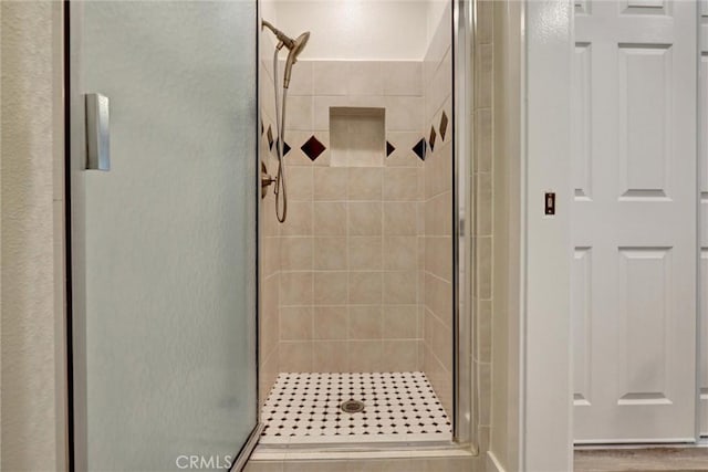 402 E Glendale Dr, Orange, CA 92865 - full bath with a stall shower