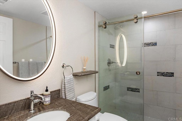 962 Chardonney Way, Escondido, CA 92029 - bathroom with a tile shower, toilet, and vanity