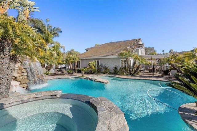 962 Chardonney Way, Escondido, CA 92029 - view of pool with a pool with connected hot tub