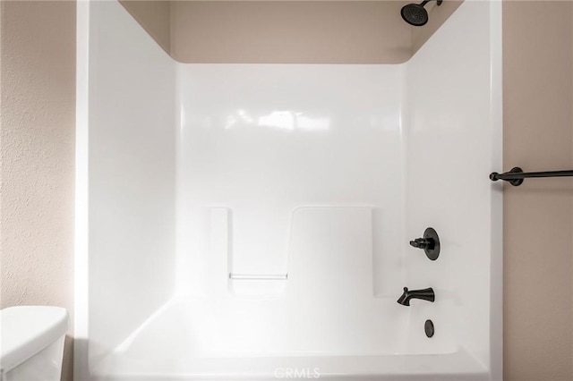 1411 Elliott Rd, Paradise, CA 95969 - bathroom with shower / bath combination and toilet