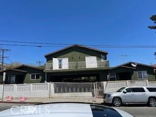 586 W 1st St, San Pedro, CA 90731 - view of front of property featuring fence