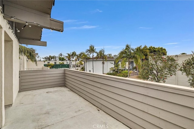 334 Tours Ln, Costa Mesa, CA 92627 - balcony with a residential view