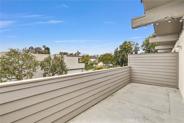 334 Tours Ln, Costa Mesa, CA 92627 - view of balcony