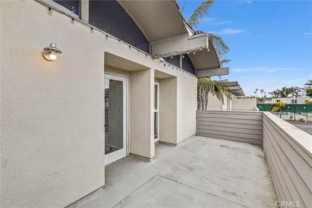 334 Tours Ln, Costa Mesa, CA 92627 - view of patio / terrace