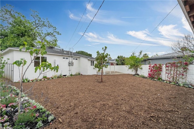 8519 Wakefield Ave, Panorama City, CA 91402 - view of yard with a fenced backyard
