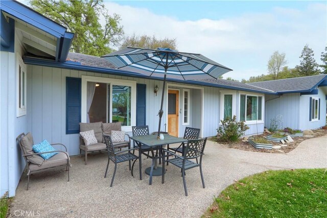 41820 Dillon Cir, Ahwahnee, CA 93601 - view of patio / terrace featuring outdoor dining space