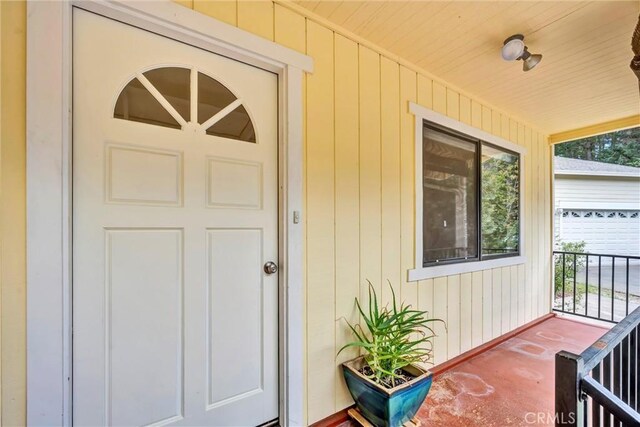 10005 Meadow Dr, Cobb, CA 95426 - view of exterior entry featuring a porch