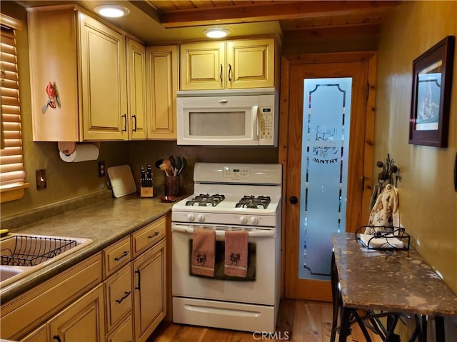 33429 Robin Dr, Green Valley Lake, CA 92341 - photo 19