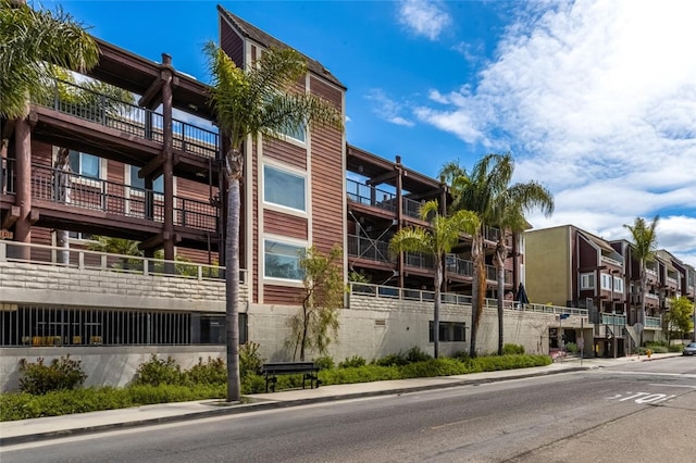 4050 Via Dolce Unit 241, Marina Del Rey, CA 90292 - view of building exterior