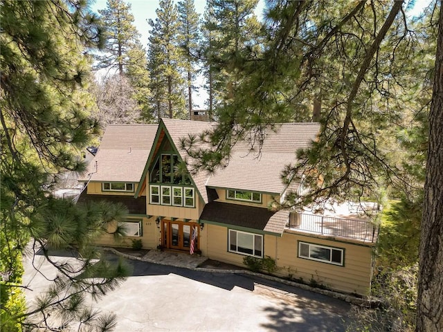 693 Old Meadow Pl, Lake Arrowhead, CA 92352 - back of house with french doors
