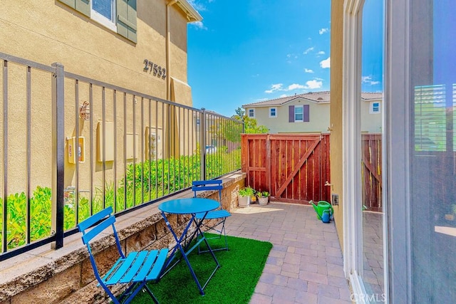 35806 Springvale Ln Unit 2, Murrieta, CA 92562 - view of patio