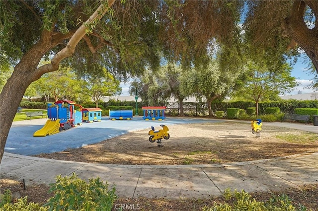 763 W 1st St Unit 80, Claremont, CA 91711 - view of community play area