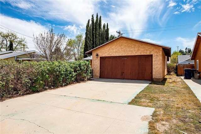 14306 Boxtree St, Lake Hughes, CA 93532 - detached garage with fence