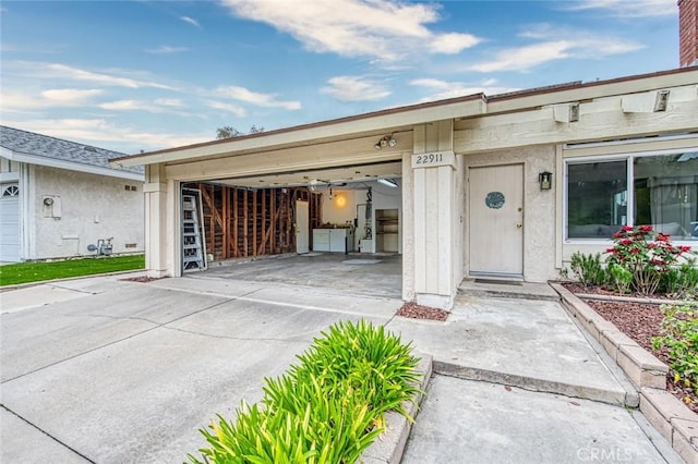 22911 Via Santiago, Mission Viejo, CA 92691 - garage with concrete driveway