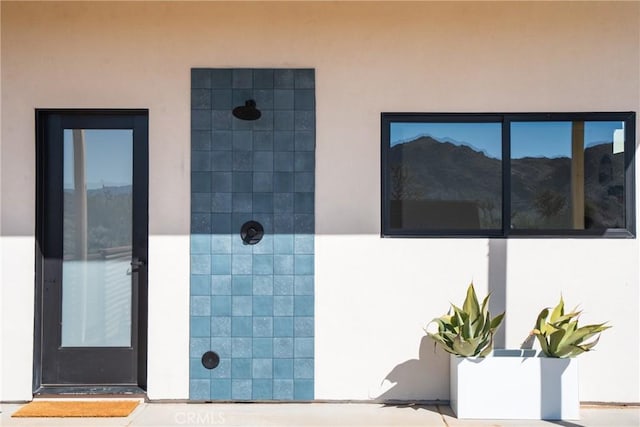 3170 Wesley Rd, Joshua Tree, CA 92252 - full bathroom with a tile shower