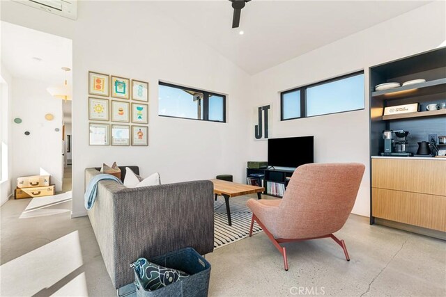 3170 Wesley Rd, Joshua Tree, CA 92252 - living area with high vaulted ceiling and a ceiling fan